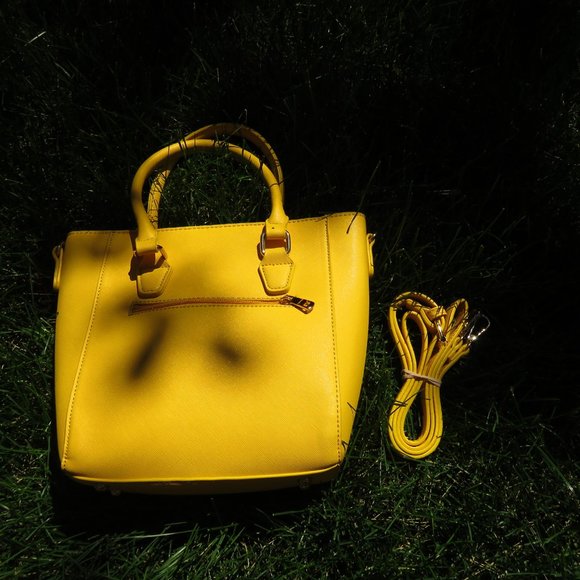 Yellow Leather Tote Handbag with Strap - Picture 9 of 10